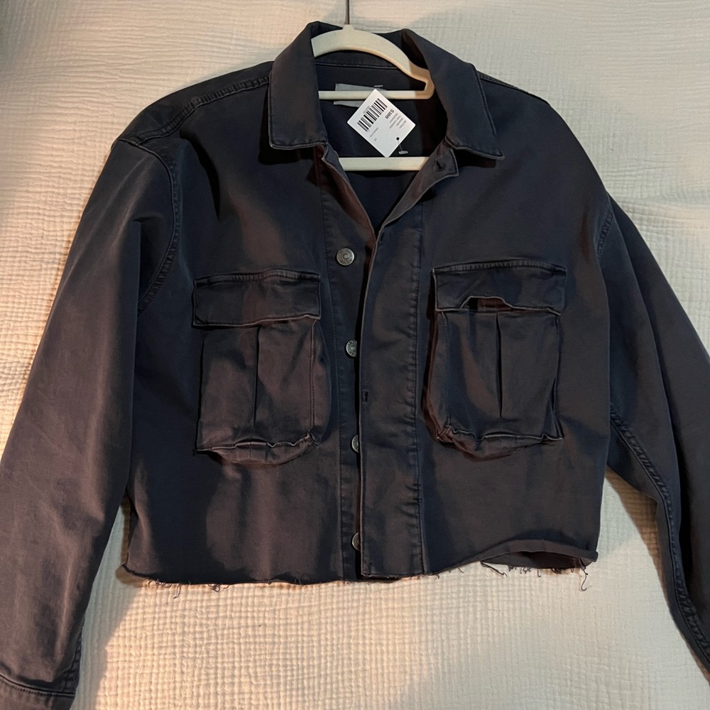 Boyish - super soft cropped navy cargo jacket NWT